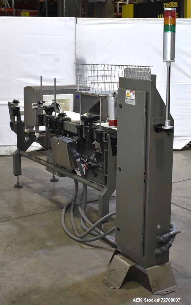 Used- Mettler-Toledo Safeline Hi-Speed Model XE Combination Metal Detector and Checkweigher. Capable of speeds up to 500 pac...